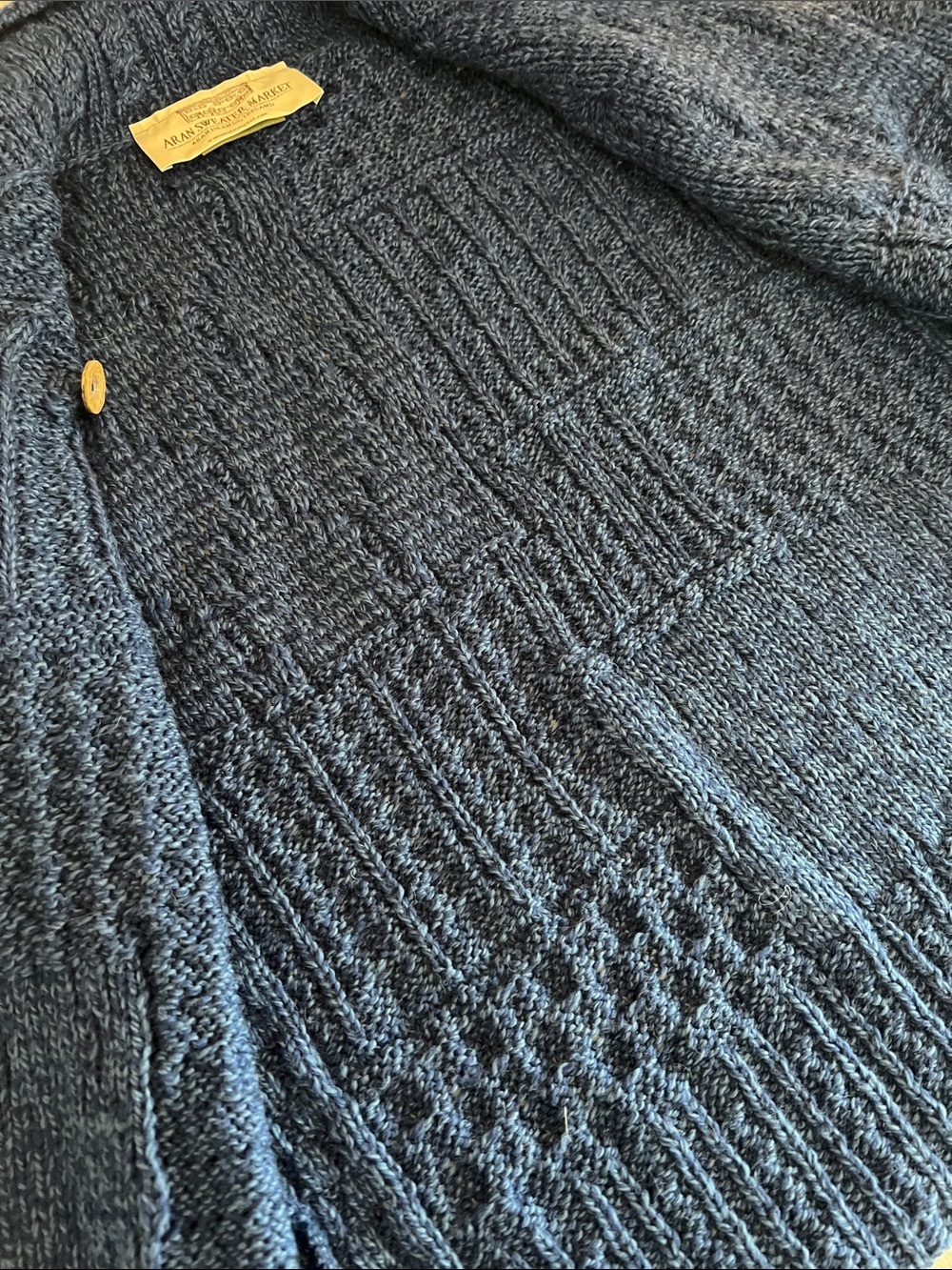 Aran Sweater Market 100% Merino Wool Cable Knit Cardigan Navy Shawl Collar - Picture 9 of 9